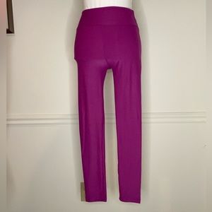 LuLaRoe Magenta One Size Leggings